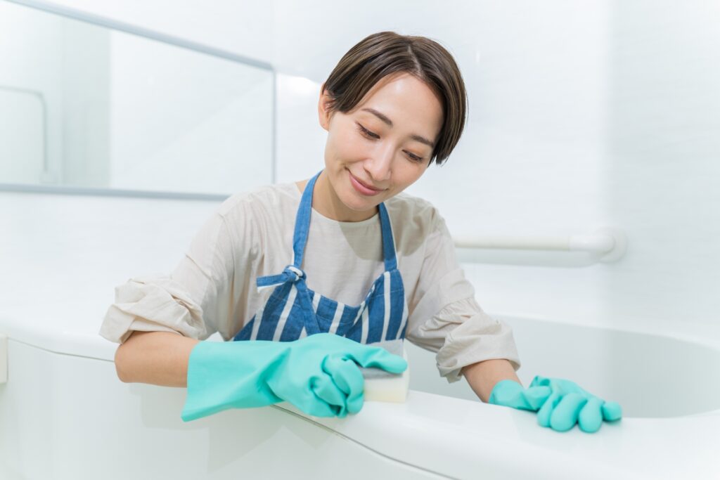 ハウスクリーニングのプロ直伝！お風呂のカビを一掃するテクニック_img